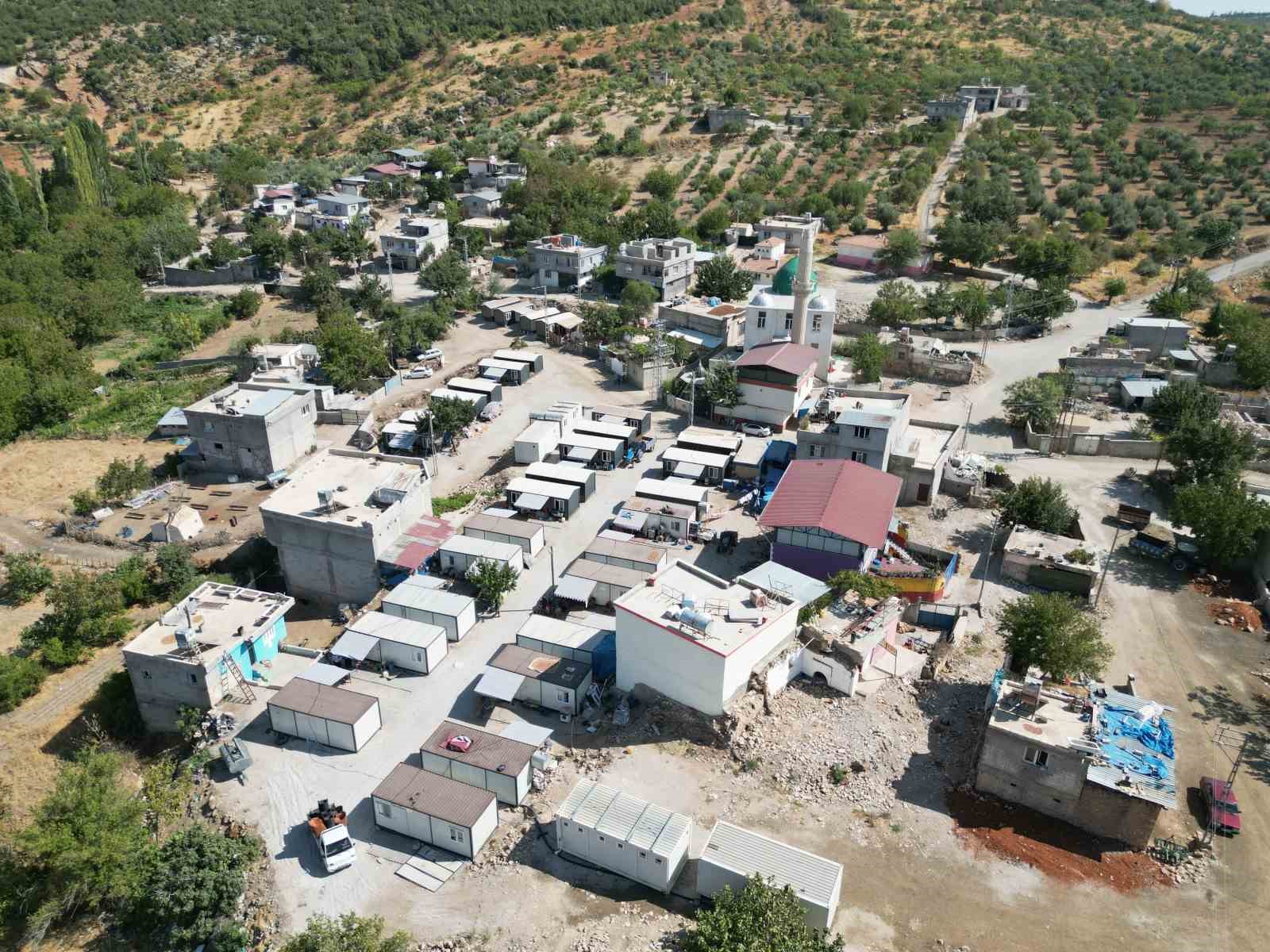 Kilis’te konteynerler çiçek açtı