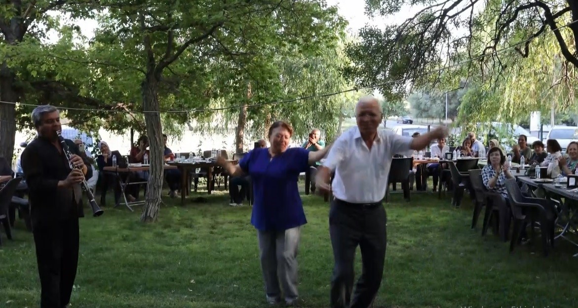 Sınıf arkadaşları 50 yıl sonra buluştu