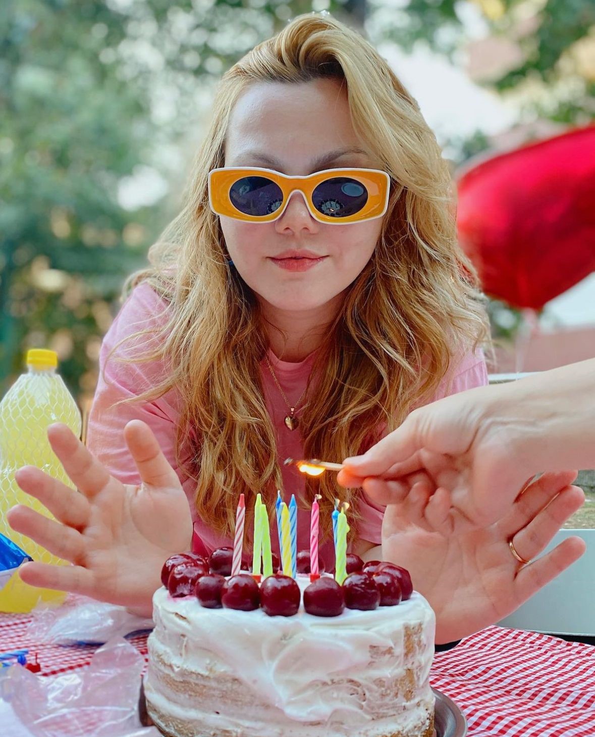 Eşi tarafından 32 yerinden bıçaklanan fenomenden paylaşım