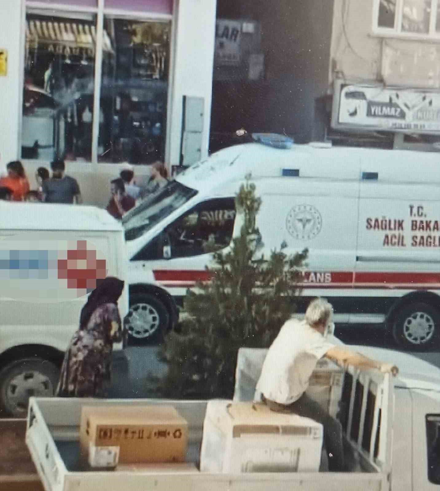 Mardin’de bir kadın sıcak hava nedeniyle sokakta baygınlık geçirdi