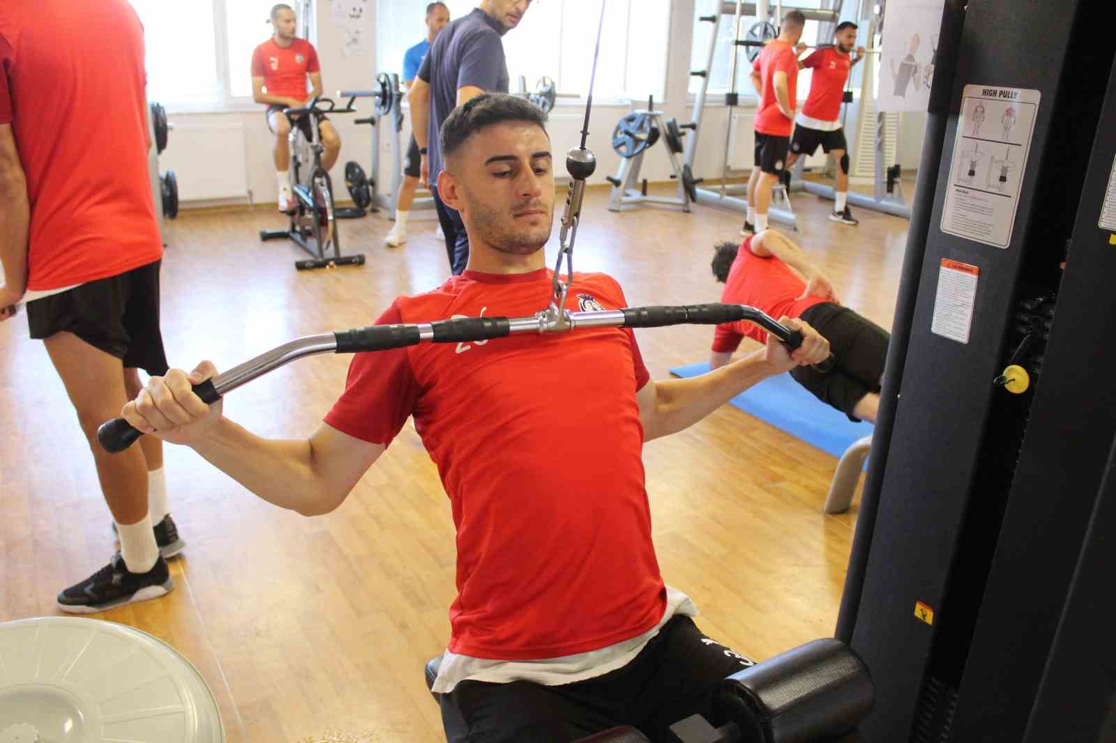 Afyonspor, Serik Beledispor ma&ccedil;ı hazırlıklarına başladı
