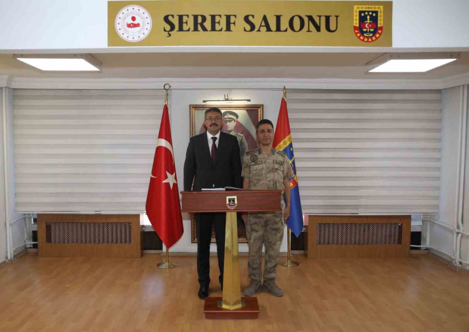 Vali &Ccedil;elik: "Halkın huzur ve g&uuml;venliği &ouml;nceliğimiz"
