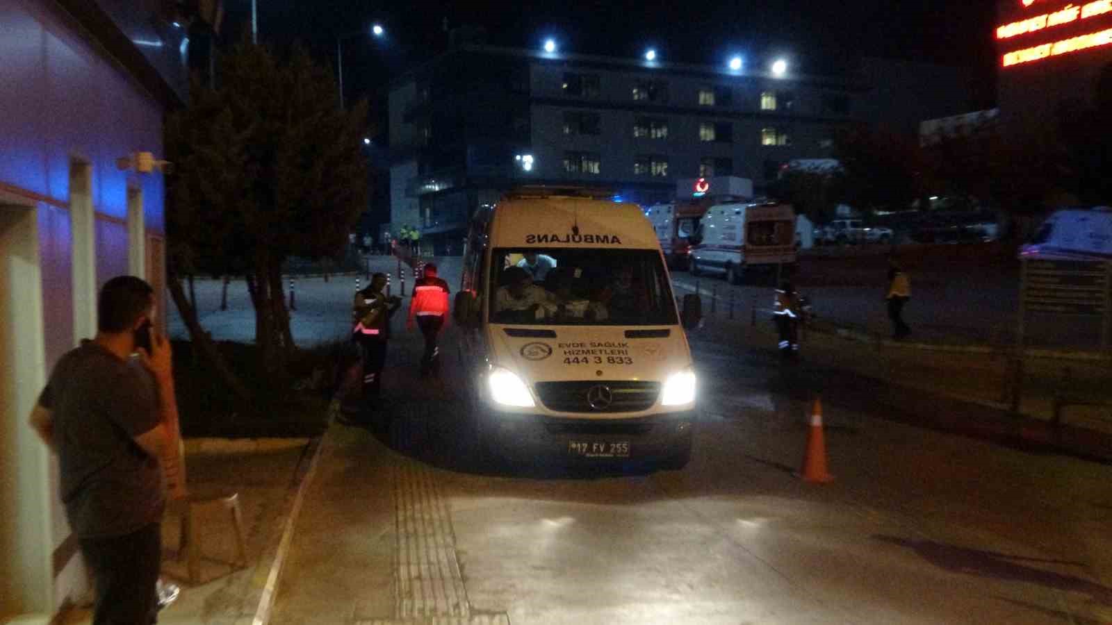 Çanakkale’de yangın nedeniyle devlet hastanesinden 14 hasta nakledildi