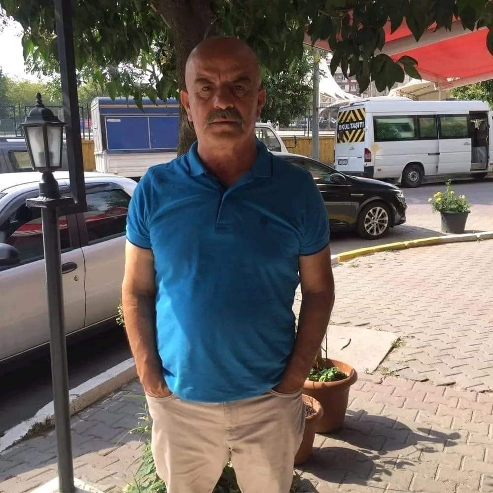 Silahlı saldırıda &ouml;len eski MHP İl&ccedil;e Başkanı Ka&ccedil;maz son yolculuğuna uğurlandı
