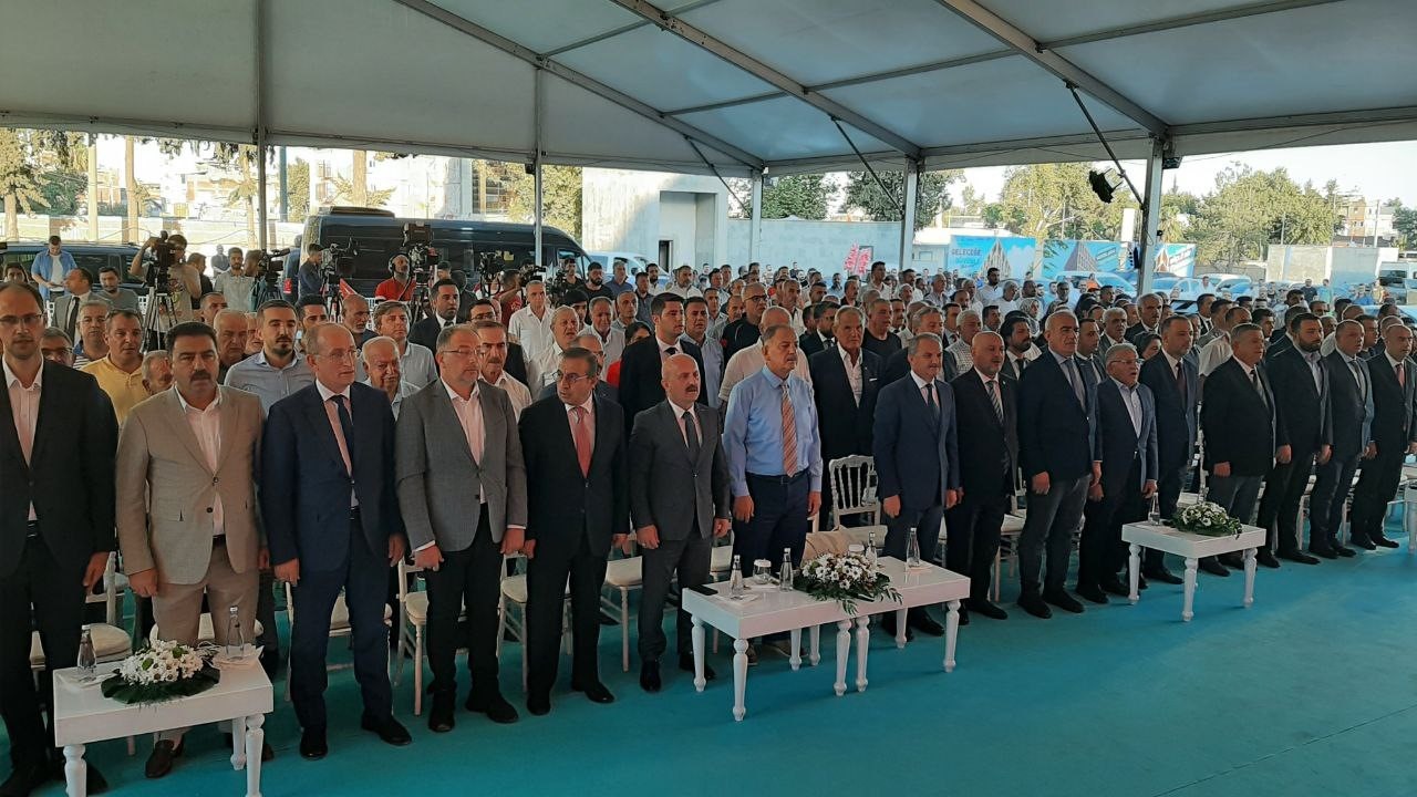 &Ccedil;evre, Şehircilik ve İklim Değişikliği Bakanı &Ouml;zhaseki t&ouml;rende konuştu
