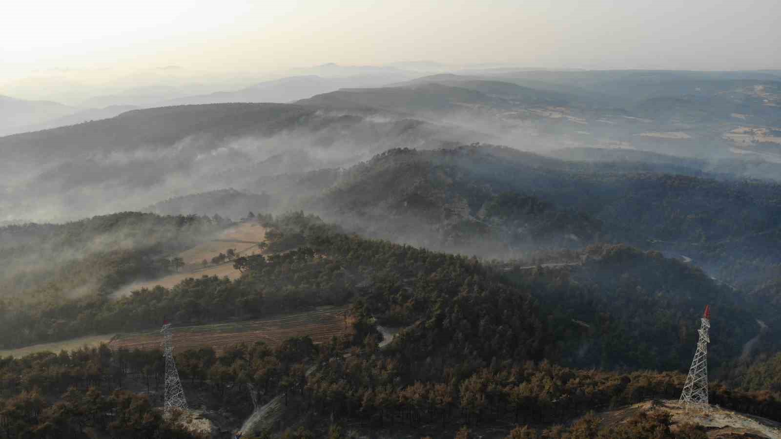 Çanakkale’de orman yangınının 3. gününde yanan alanlar böyle görüntülendi