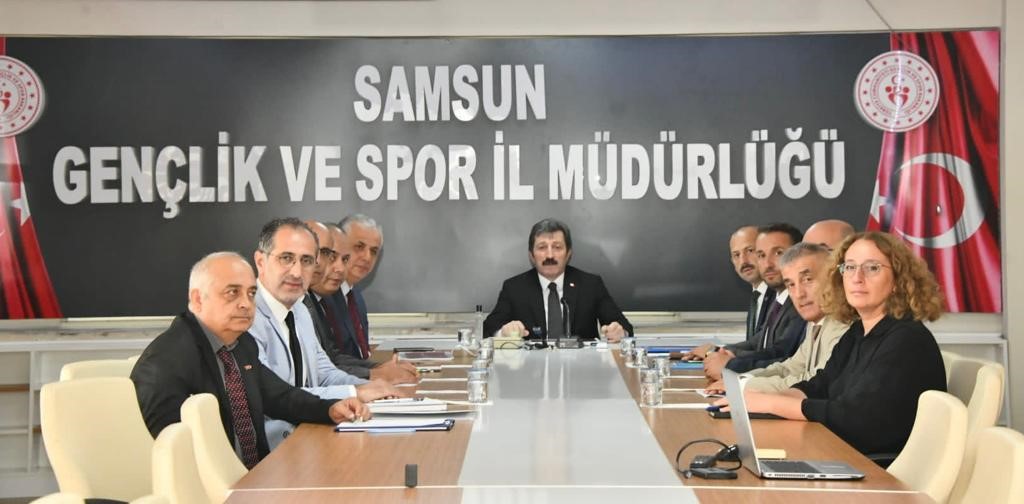 Vali Tavlı: 'Önceliğimiz eğitim'