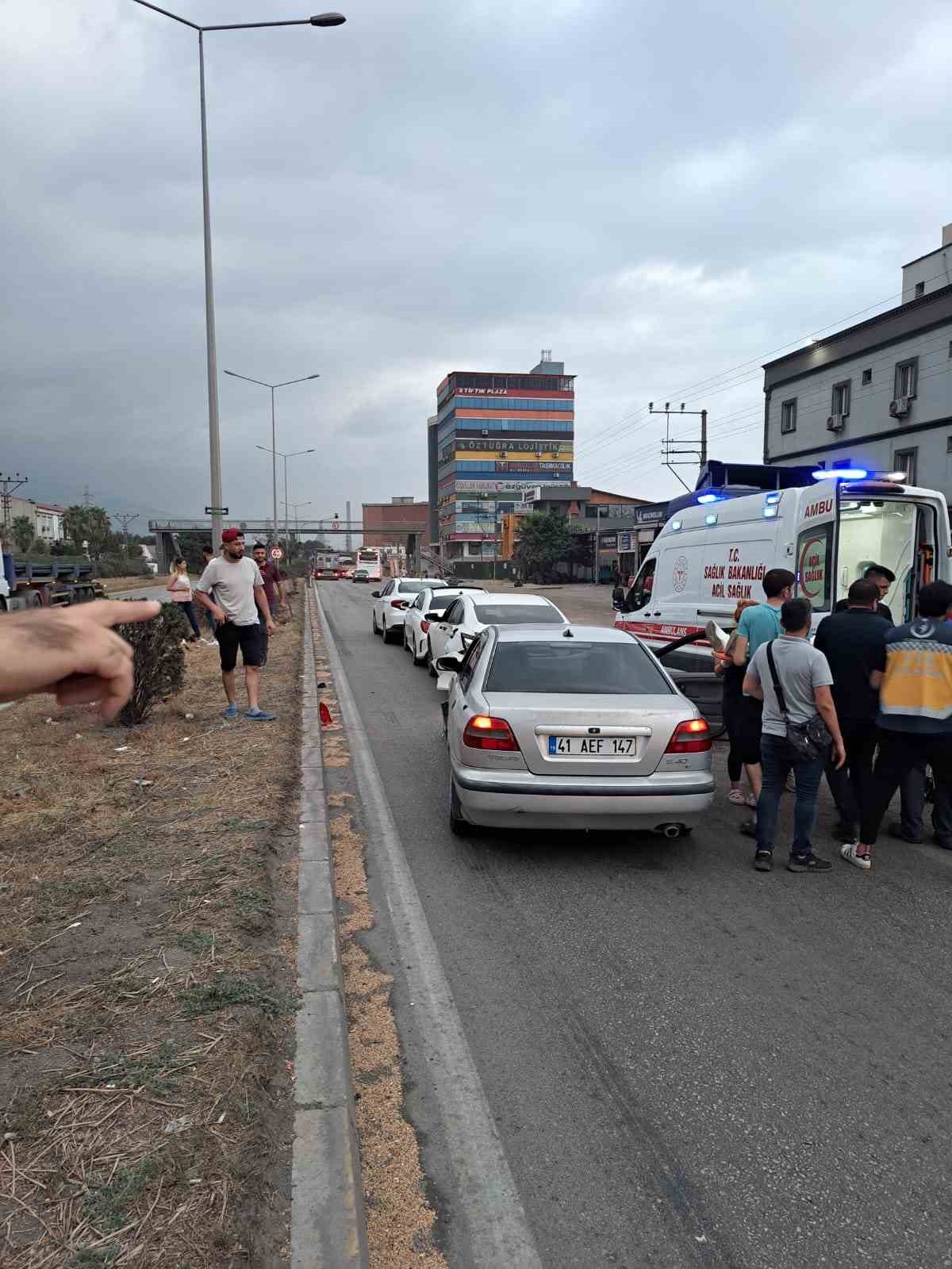 Payas&rsquo;ta zincirleme kaza: 1 yaralı
