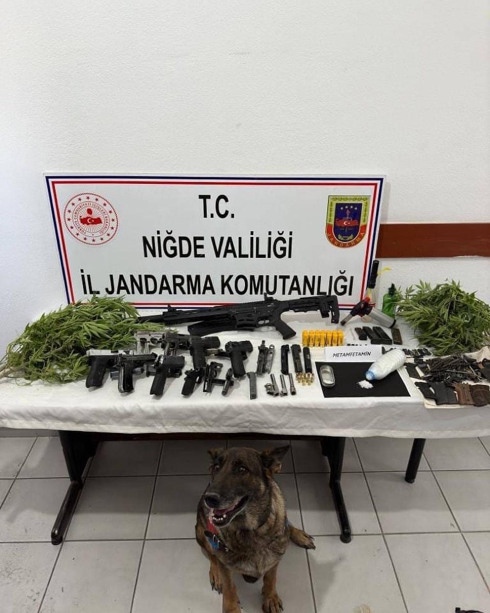 Alay’da uyuşturucu operasyonu