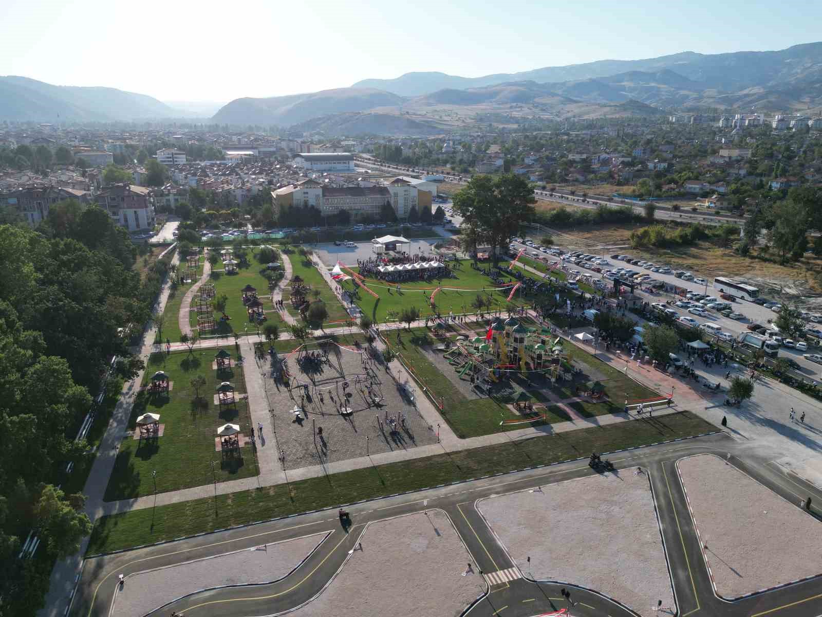 Tokat’tın en büyük Millet Bahçesi açıldı