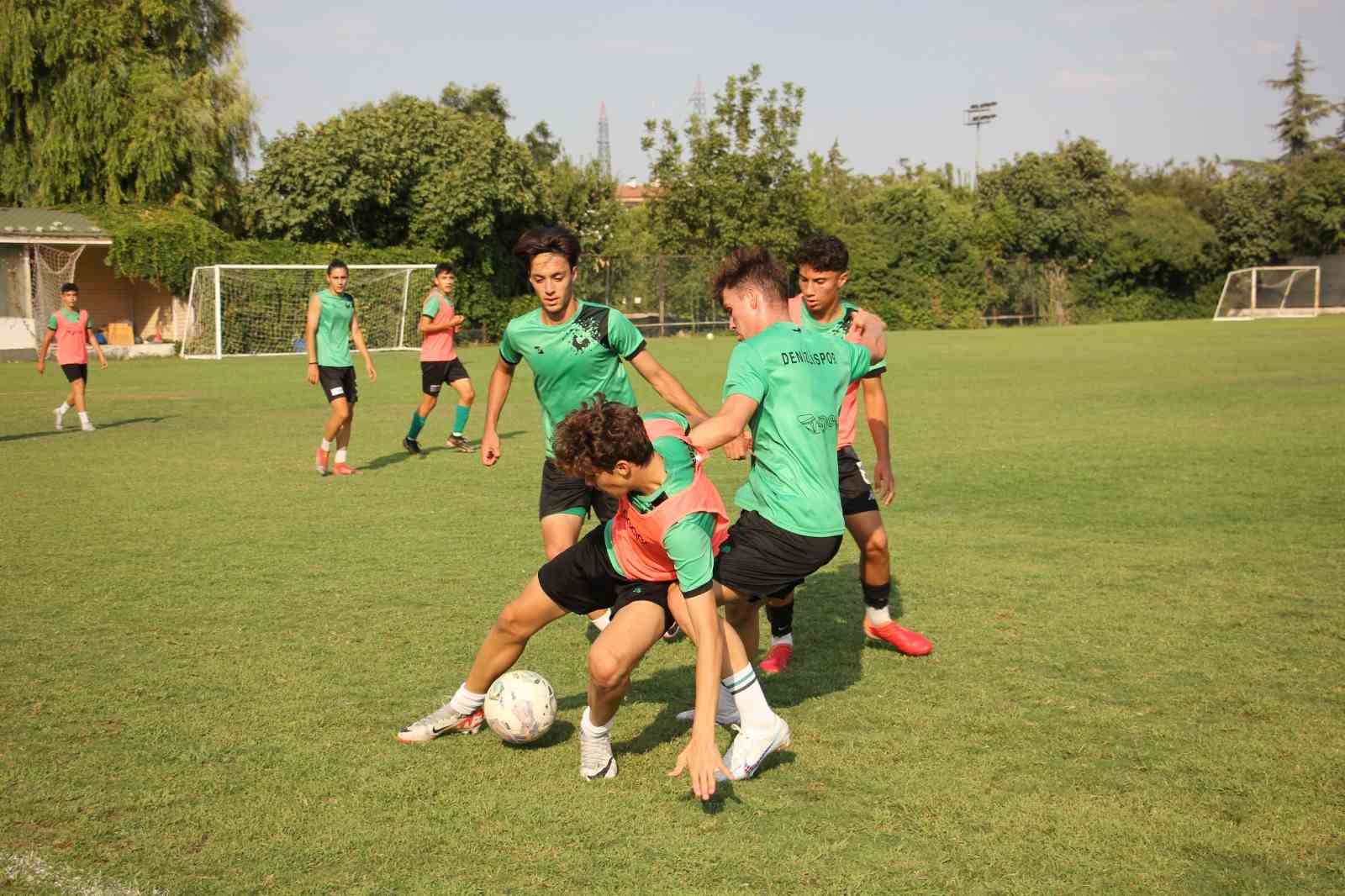 Genç horozlar, Kayseri maçı hazırlıklarını tamamladı
