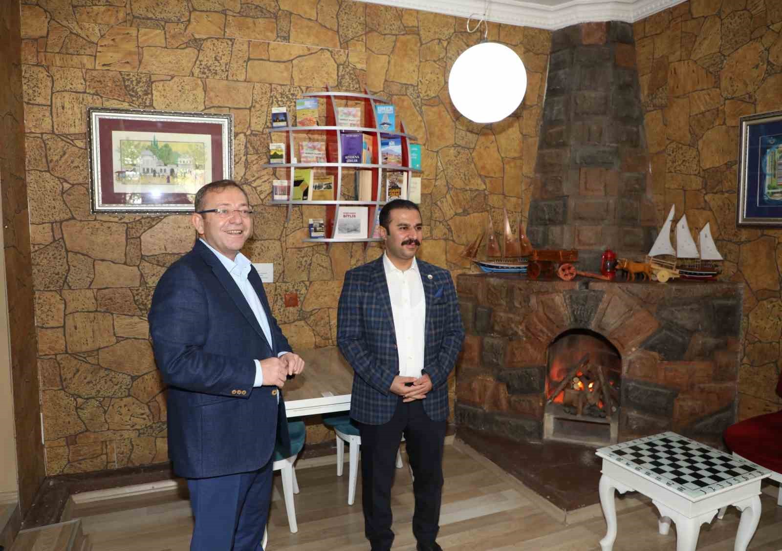 Vali Ziya Polat, öğrencilerle buluştu