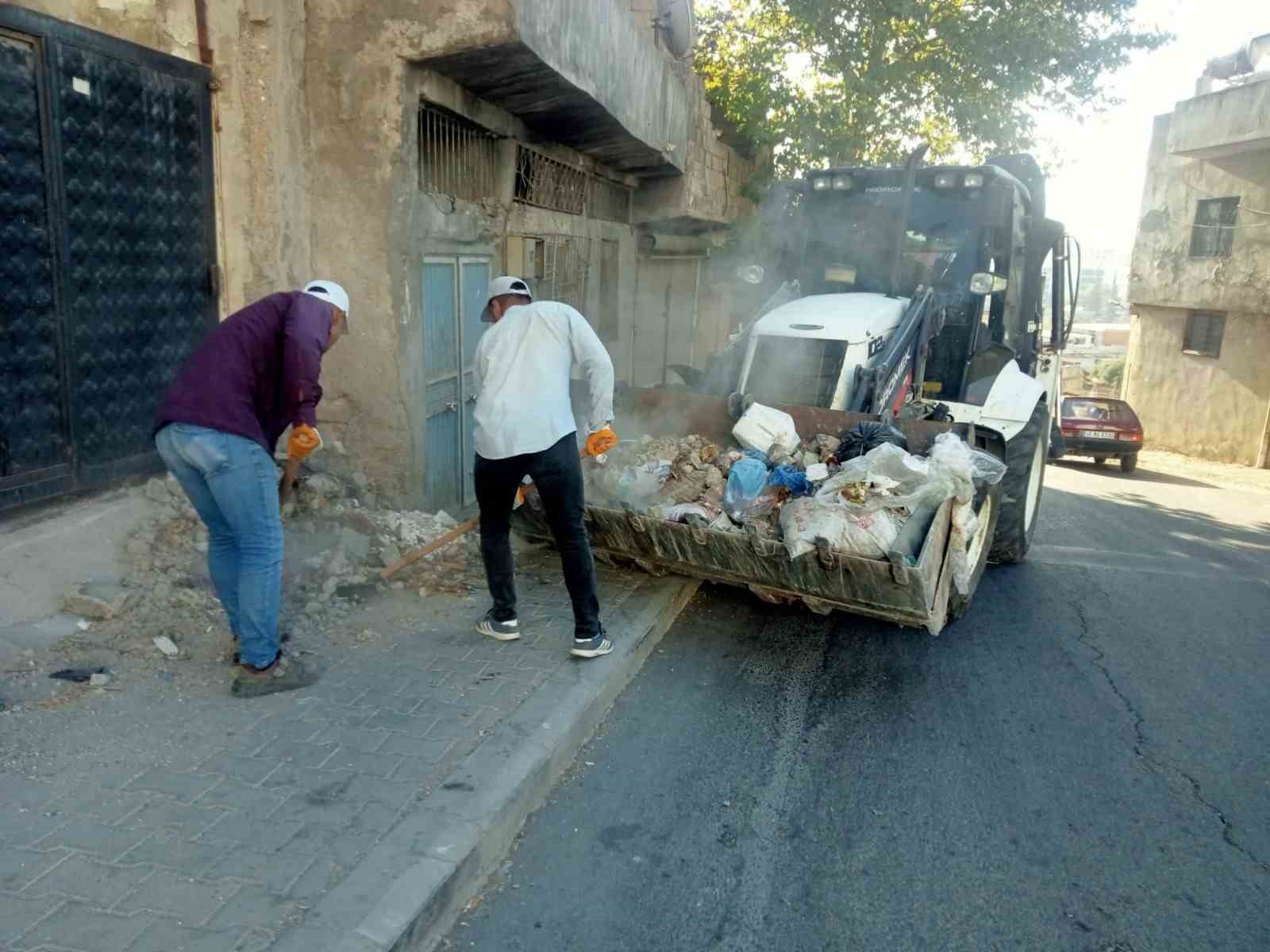 Onikişubat Belediyesi, temiz ve s&uuml;rd&uuml;r&uuml;lebilir &ccedil;evre i&ccedil;in seferber oldu

