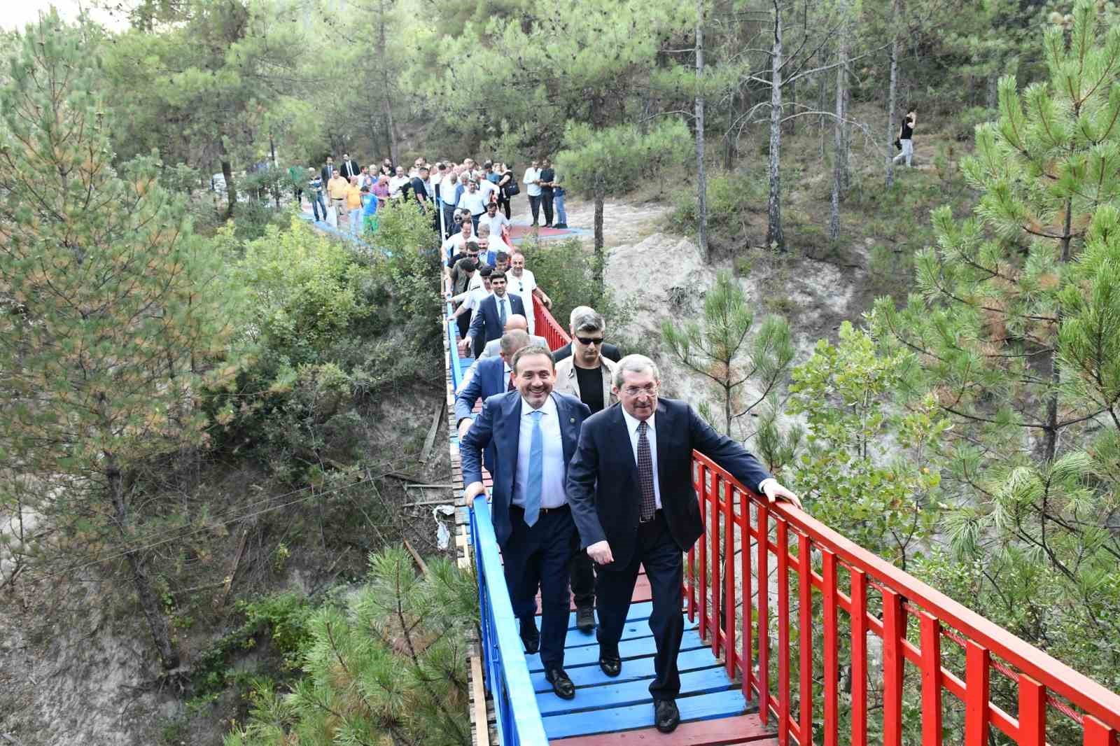 30 milyon liradan fazla harcama yapılan &Ccedil;amlık Kent Ormanı yeniden hizmete a&ccedil;ıldı
