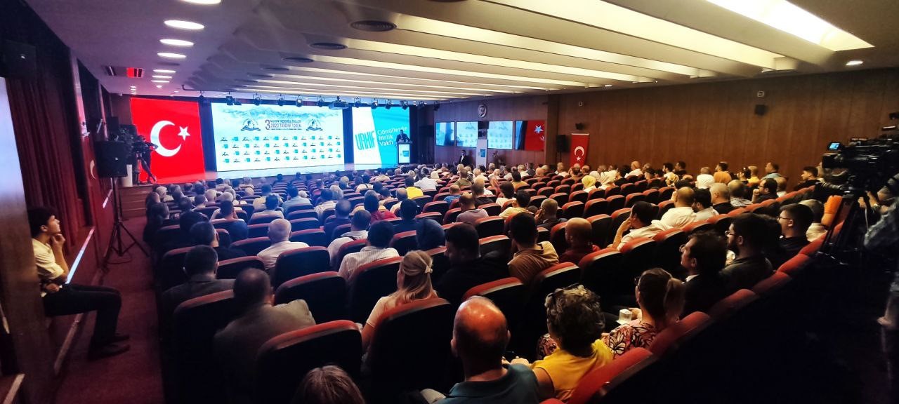 3. Muhsin Yazıcıoğlu &Ouml;d&uuml;lleri, sahiplerine takdim edildi
