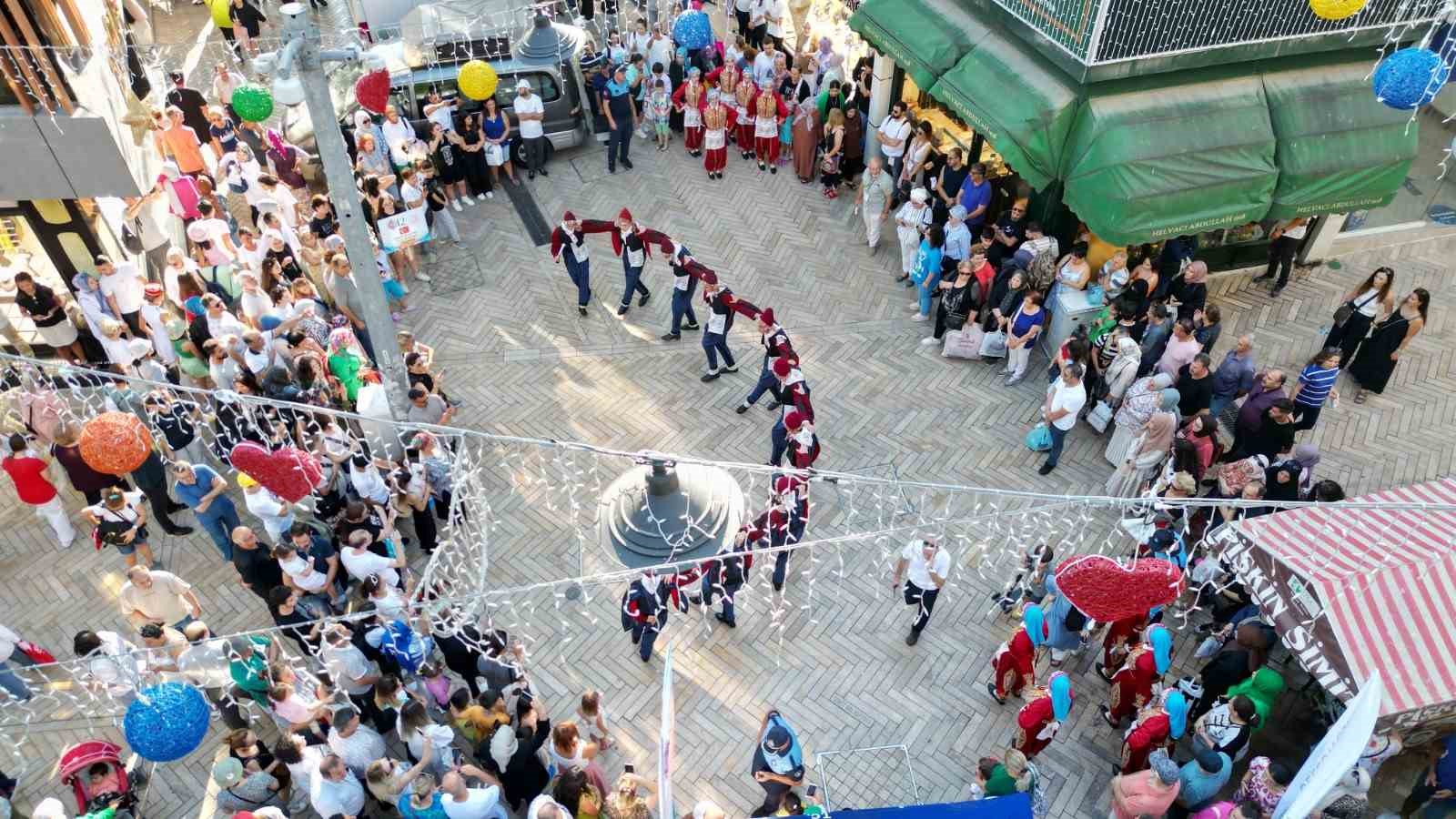 Pişmaniye festivali sürüyor