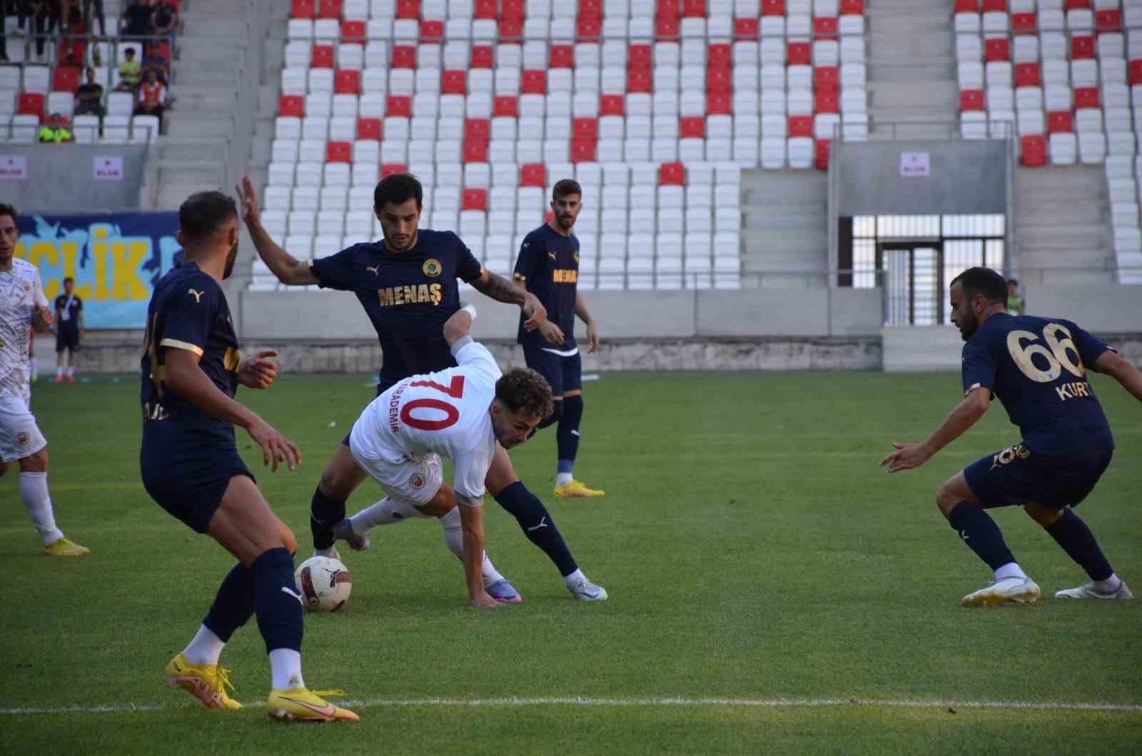 TFF 2. Lig: Karaman FK: 0 - Menemen FK: 1