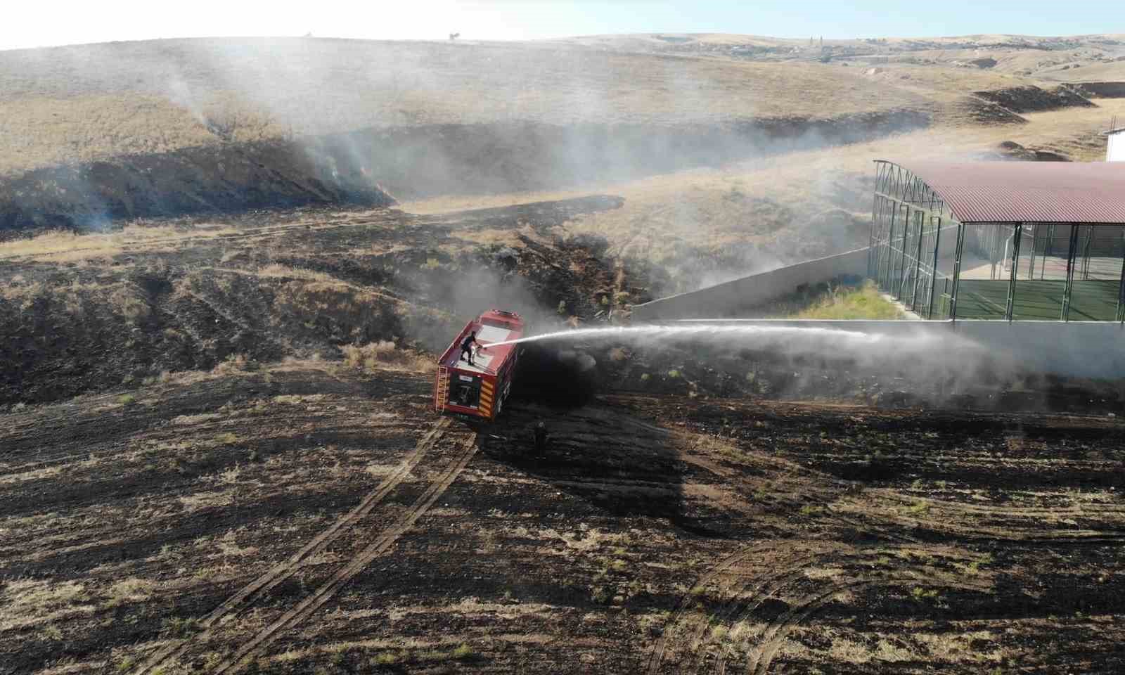 Kırıkkale&rsquo;de anız yangını
