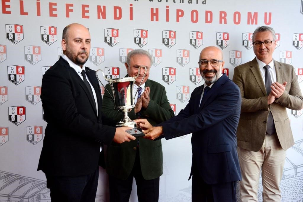 TSYD Koşusu&rsquo;nda zafer Kapriz&rsquo;in oldu
