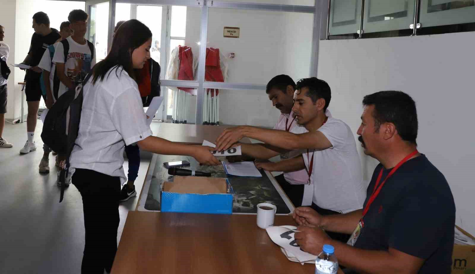 NEVÜ’de Antrenörlük Eğitimi bölümü seçmeleri başladı