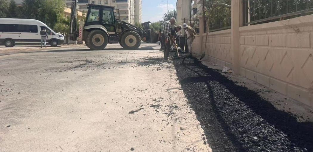 Nusaybin’de asfalt-yama çalışmaları başladı