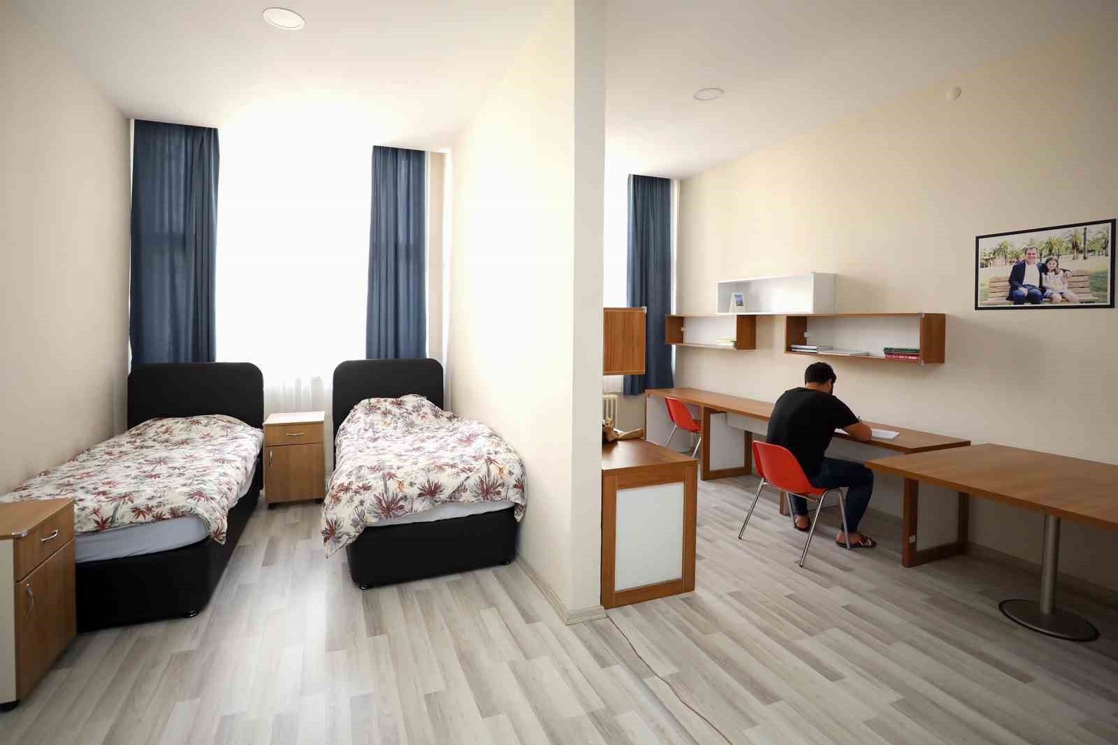 Mersin B&uuml;y&uuml;kşehir Belediyesi yurtları i&ccedil;in başvurular başladı
