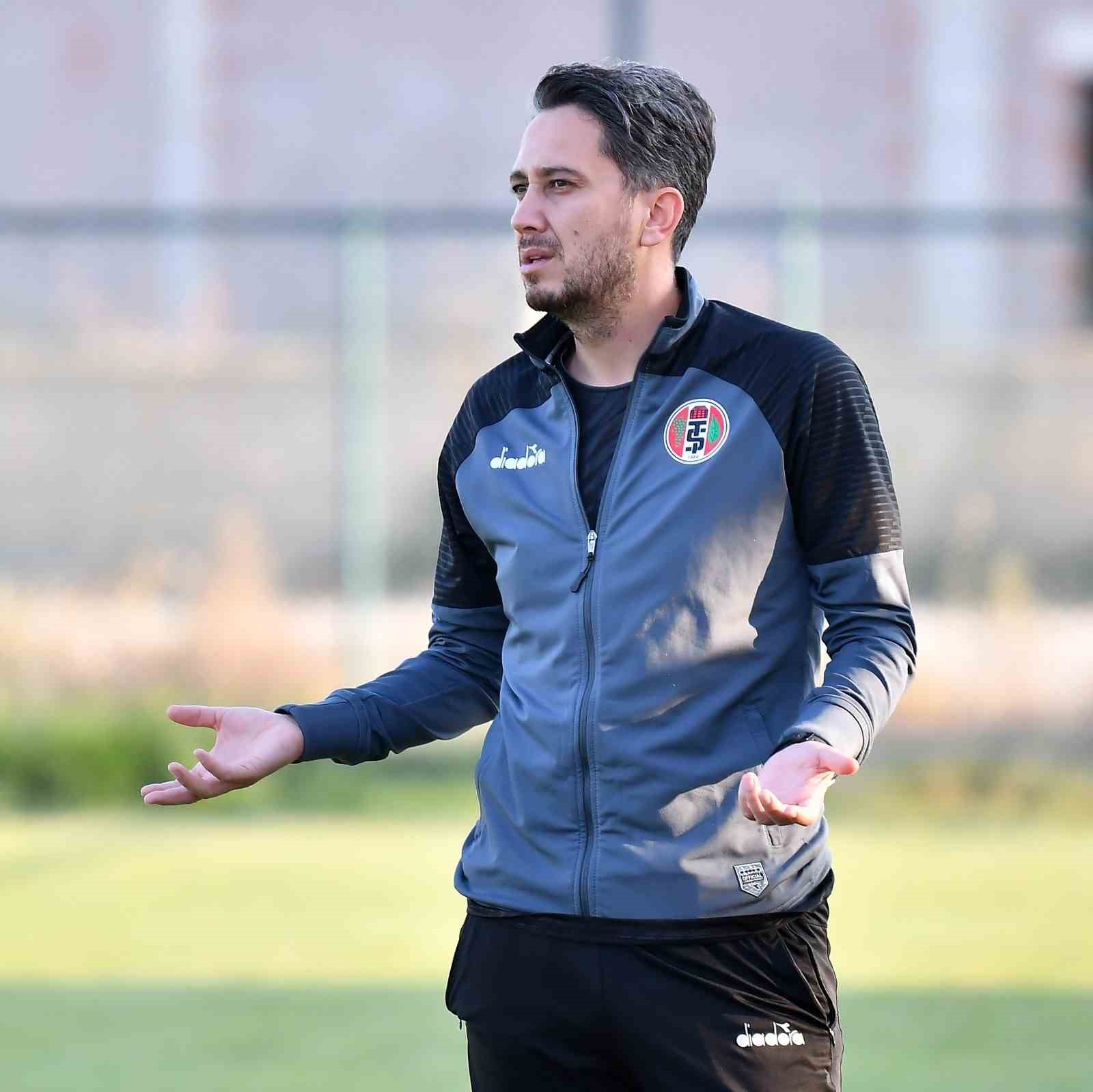 Teknik Direktör Ramazan Çelik Turgutluspor’un Afyon kampını değerlendirdi