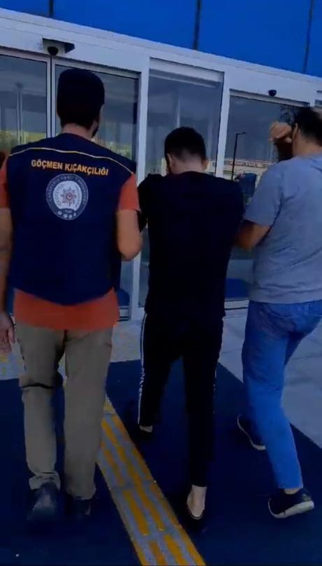 Çanakkale’de göçmen kaçakçılığı operasyonlarında 9 organizatör tutuklandı