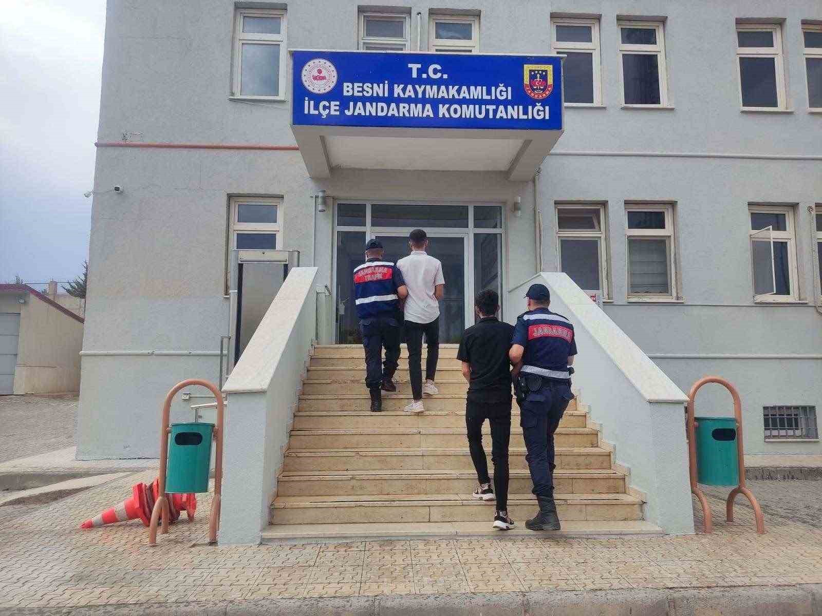 Jandarma hırsızlara göz açtırmıyor