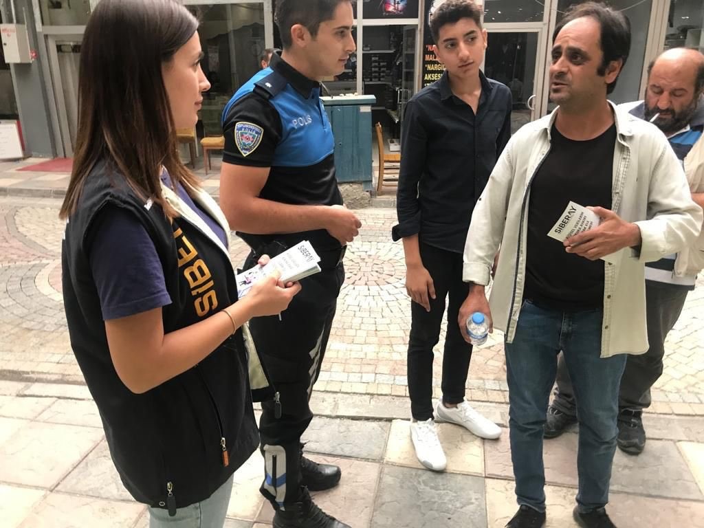 Hakkari polisi internet dolandırıcılığı konusunda uyardı
