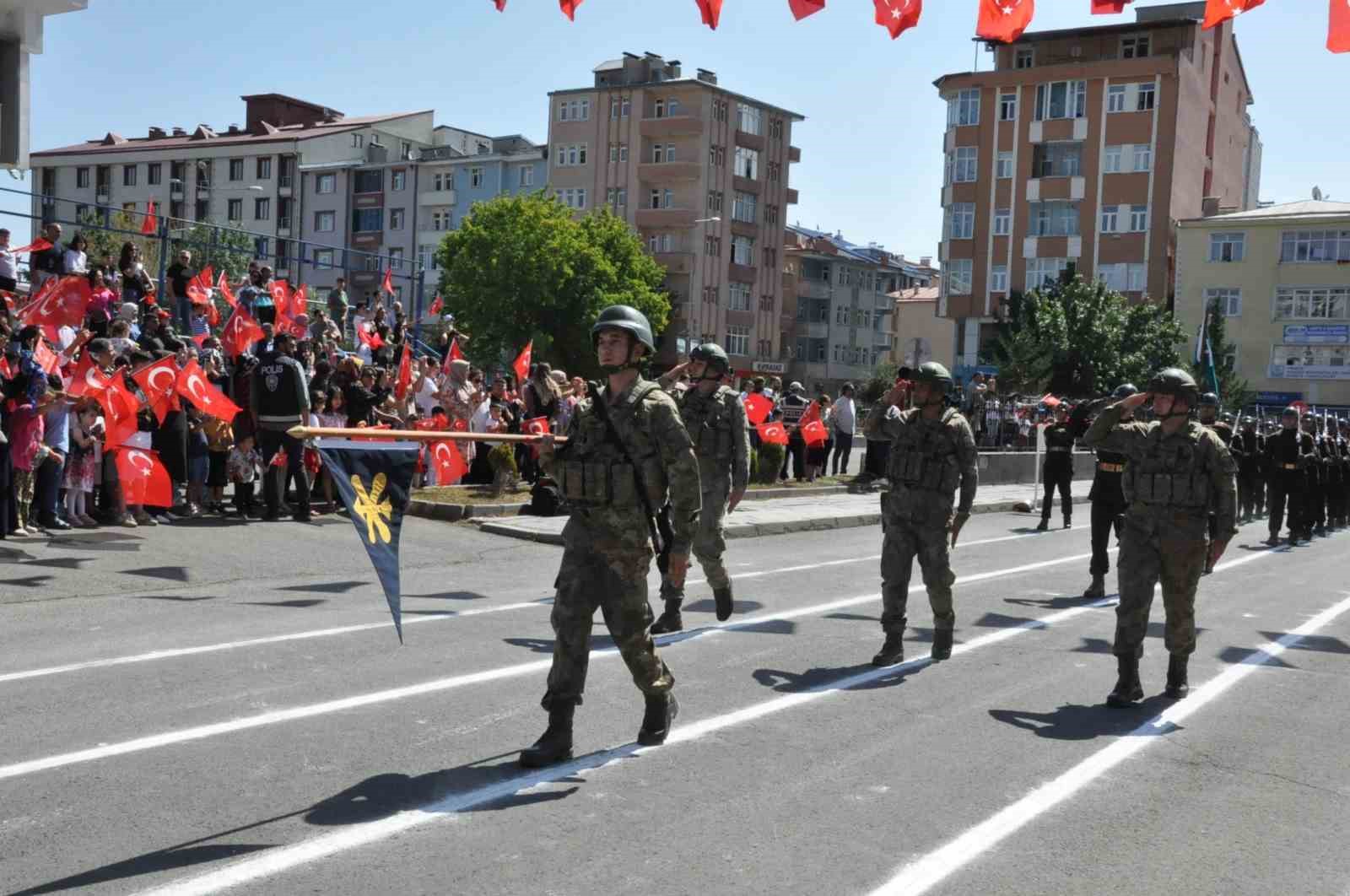 Kars&rsquo;ta 30 Ağustos Zafer Bayramı t&ouml;renle kutlandı
