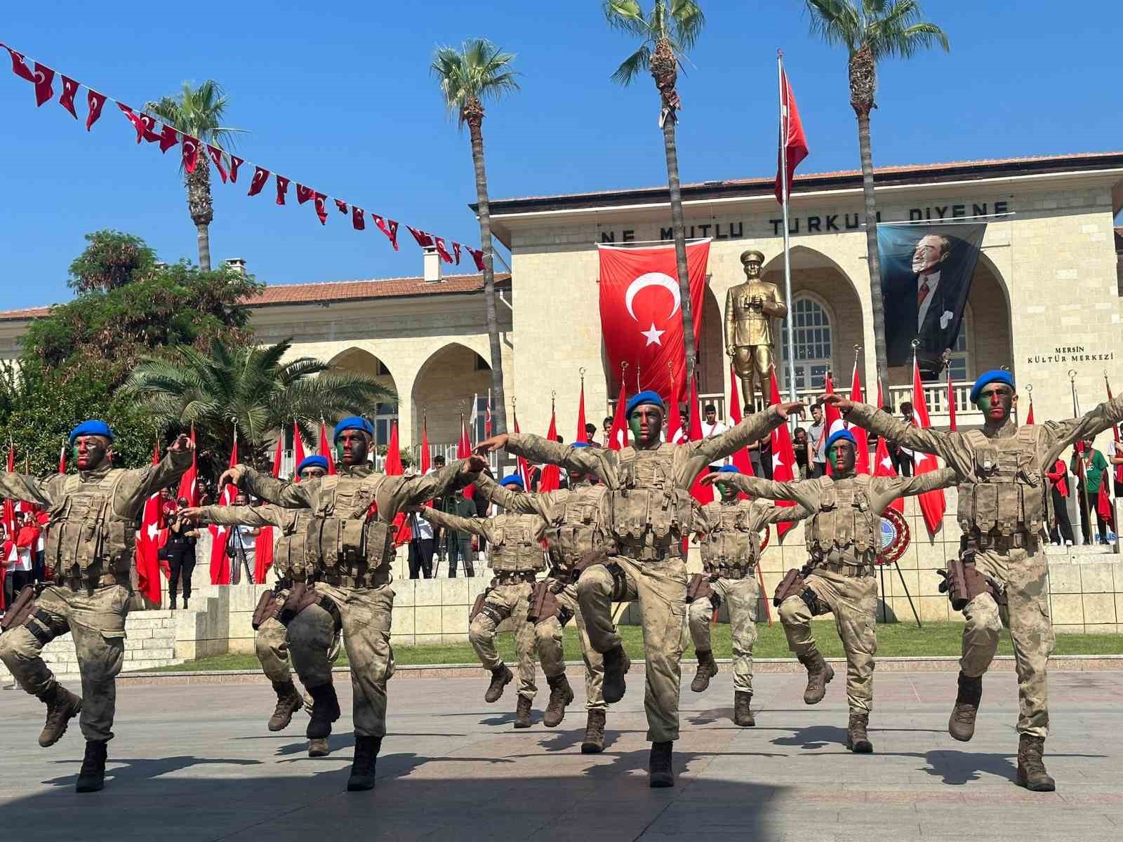 Mersin’de 30 Ağustos Zafer Bayramı coşkuyla kutlandı