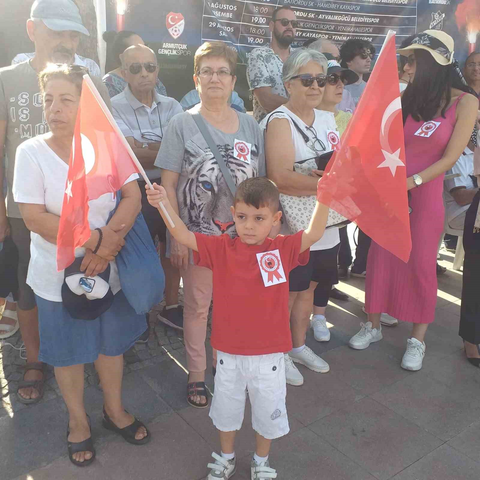 Ayvalık’ta “Zafer” coşkusu
