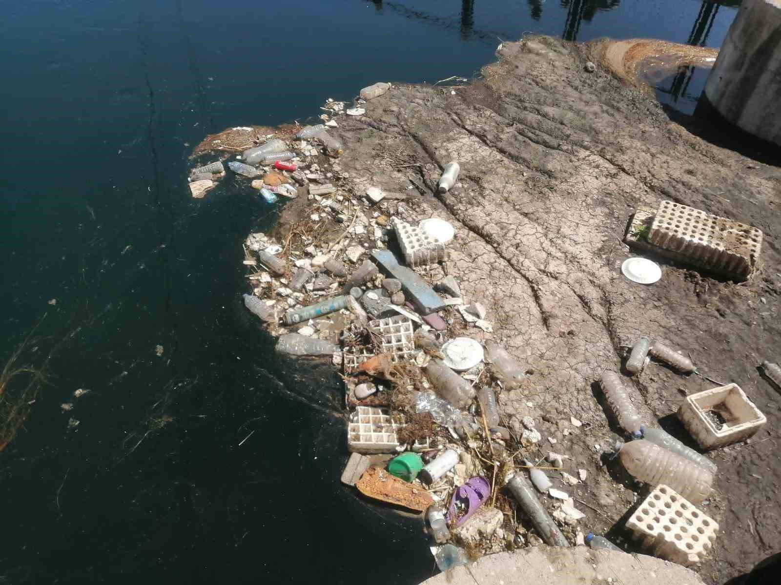 Sulama kanalında erkek cesedi bulundu
