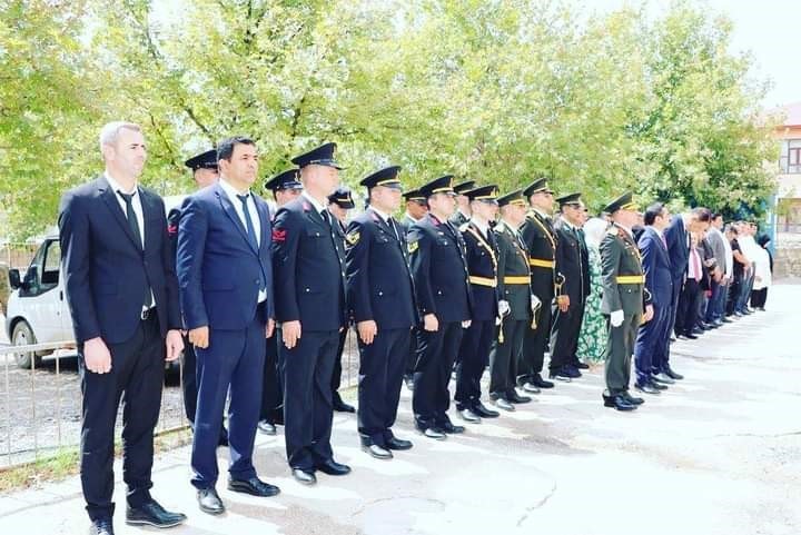 Şemdinli ve Derecik’te Zafer Bayramı coşkuyla kutlandı