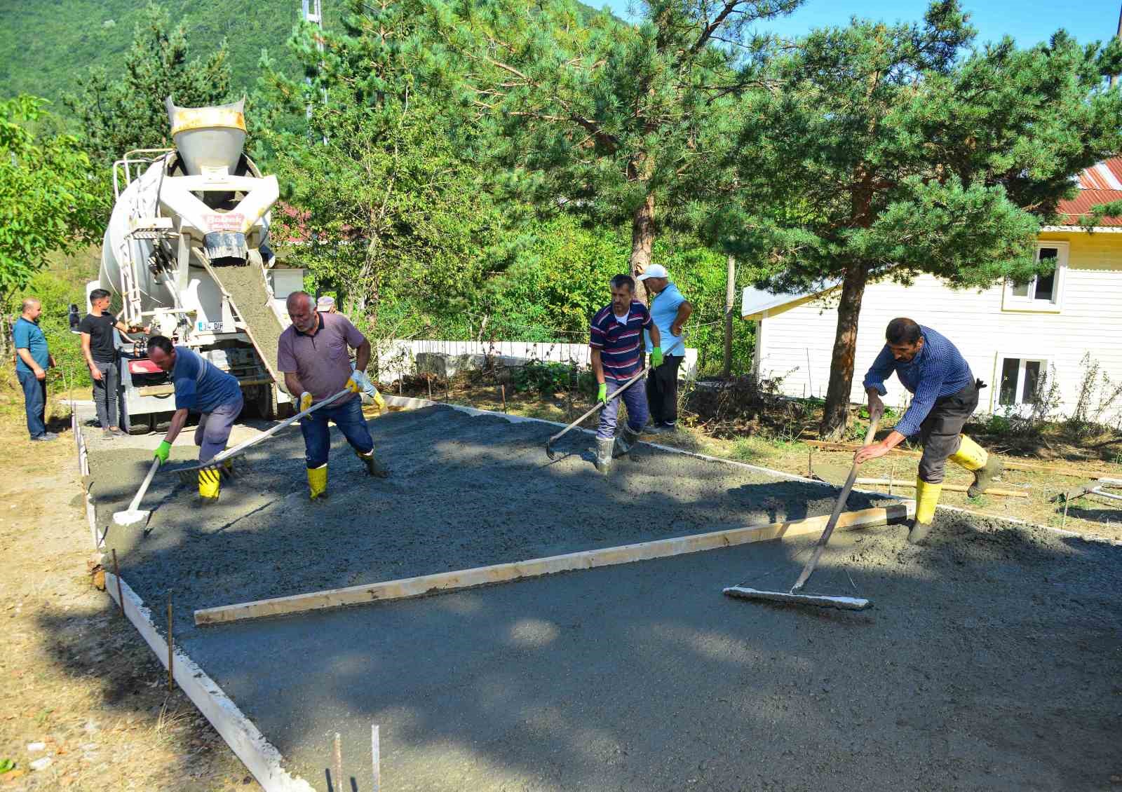 Akkuş’ta yol sorunu beton santraliyle aşılacak