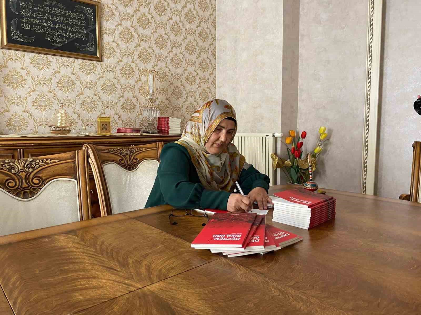 Depremzede anne depremde yaşadıklarını kitap haline getirdi