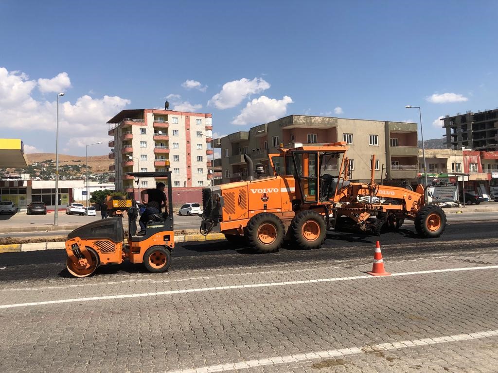 Kozluk’ta tepkilere neden olan hastane kavşağı tekrar kullanıma açıldı