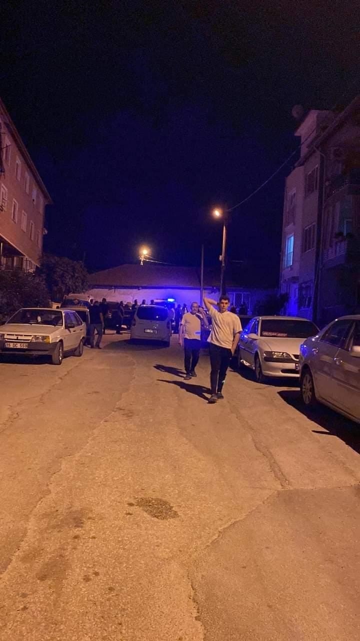 &Ccedil;aldığı otomobille şehir şehir polisten ka&ccedil;an hırsız Burdur&rsquo;da yakalandı
