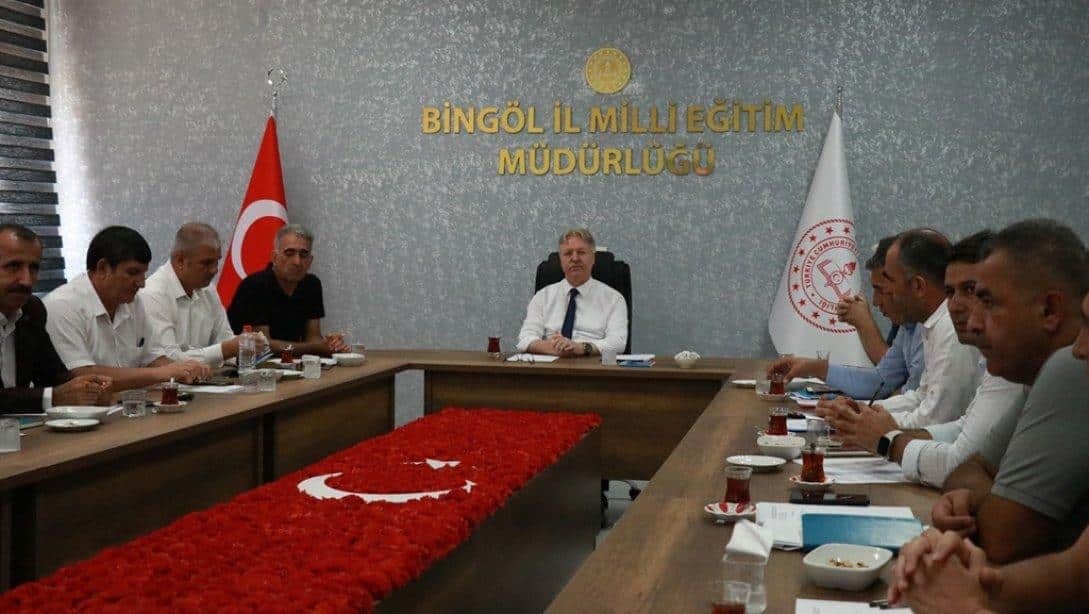 Bing&ouml;l&rsquo;de İl&ccedil;e Milli Eğitim m&uuml;d&uuml;rleri toplantısı yapıldı
