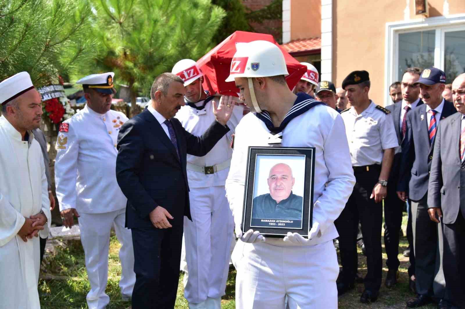 Kıbrıs Gazisi son yolculuğuna uğurlandı
