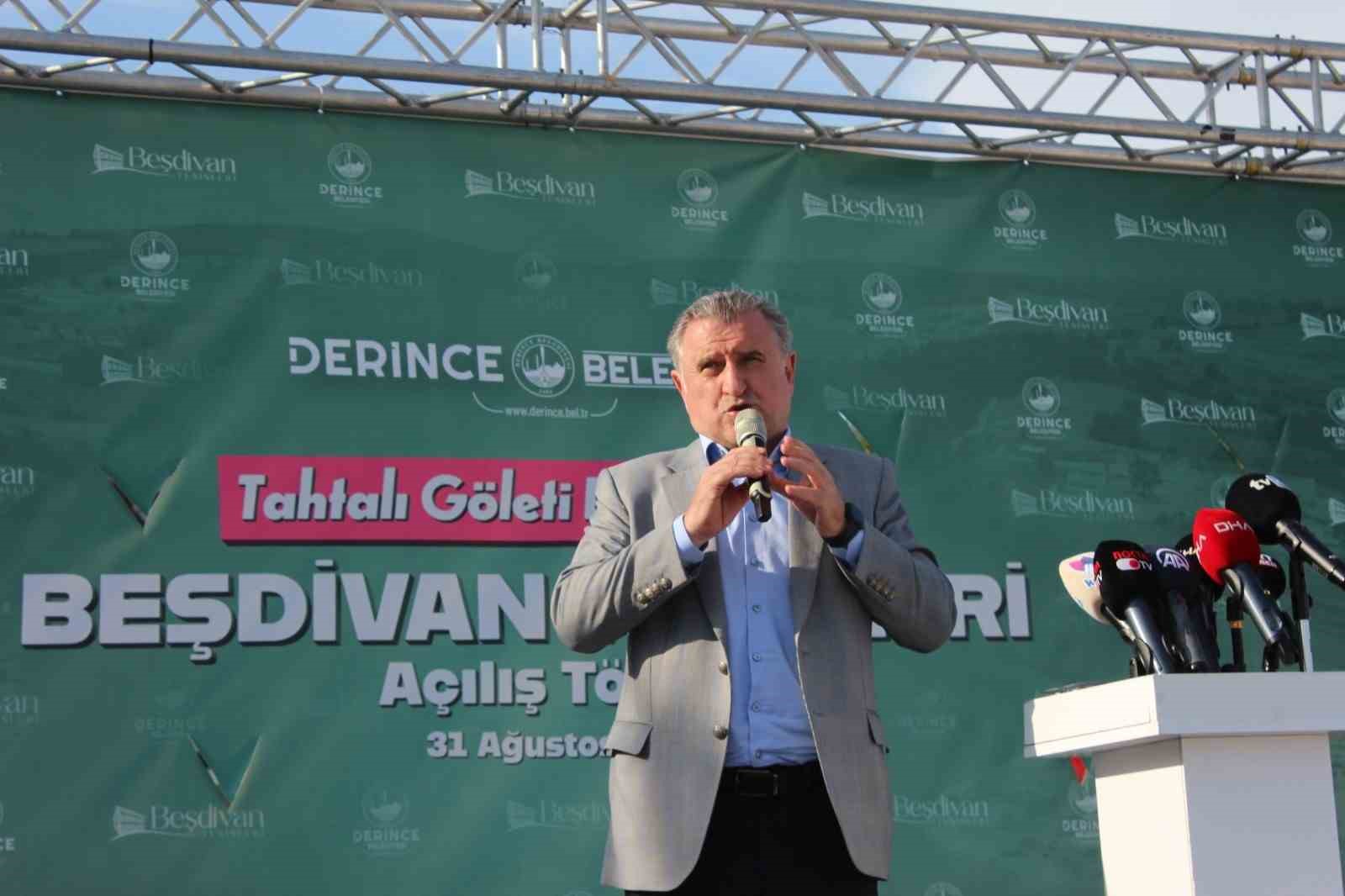Bakan Bak: "Alman, İngiliz mühendisi yapar diyen değil, ’ben yaparım’ diyen Türk gençlerine ihtiyacımız var"