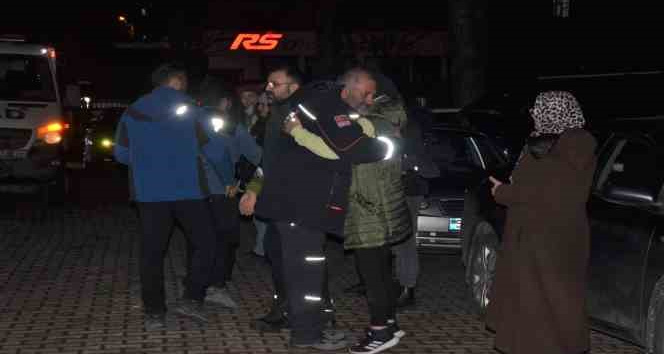 Deprem bölgelerinde çalışan görevliler: “Çalışmalar esnasında akılımıza ne açlık, ne de uykusuzluk geliyor”