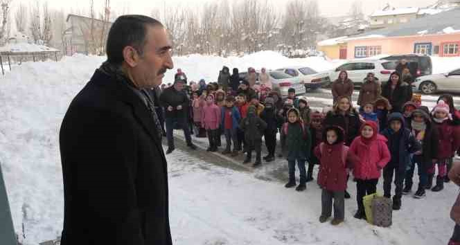 Muş’ta ders zili çaldı