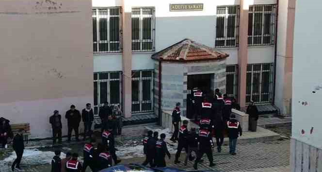 Isparta’da "Kökünü Kurutma Operasyonu"nda 31 şüpheli yakalandı