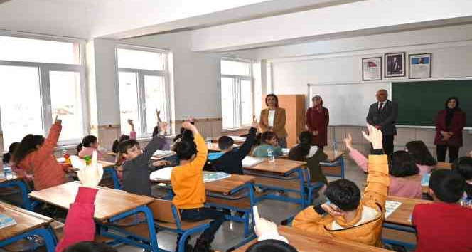 Nevşehir’de bin 247 depremzede çocuk ders başı yaptı