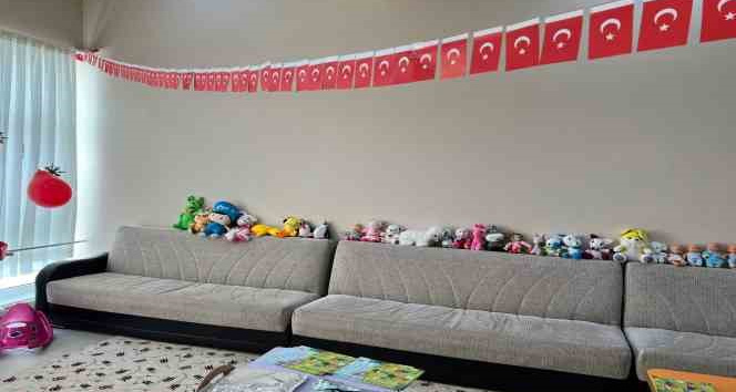 Öğrenci yurtlarında depremzede çocuklar için oyun odası hazırlandı