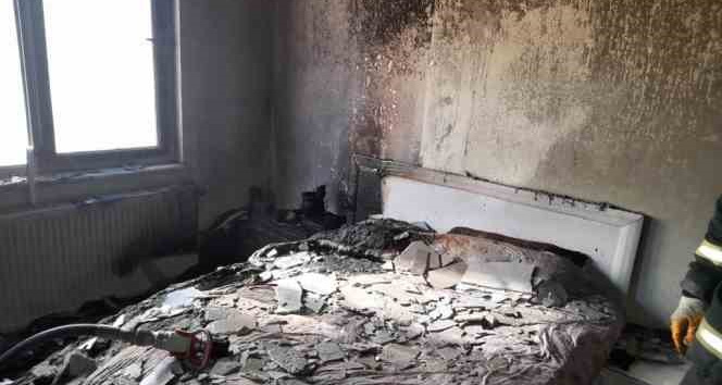 Burdur’da evde çıkan yangında 1 kişi dumandan etkilendi
