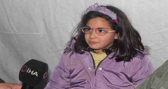 Cumhurbaşkanı ve MHP liderine sarılan minik Eylül yaşadığı sevinci anlattı