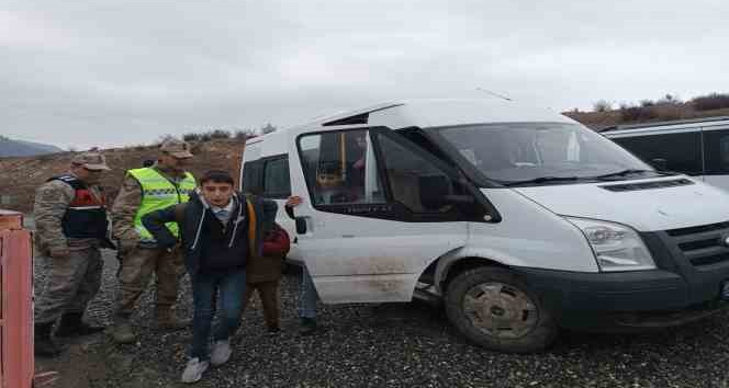 Batman’da okullar açıldı: Taşımacılık yapan servisler denetleniyor